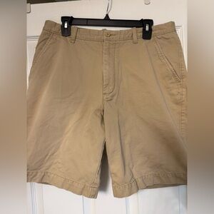 Madison Men's Khaki Flat Front Shorts. Size 34.